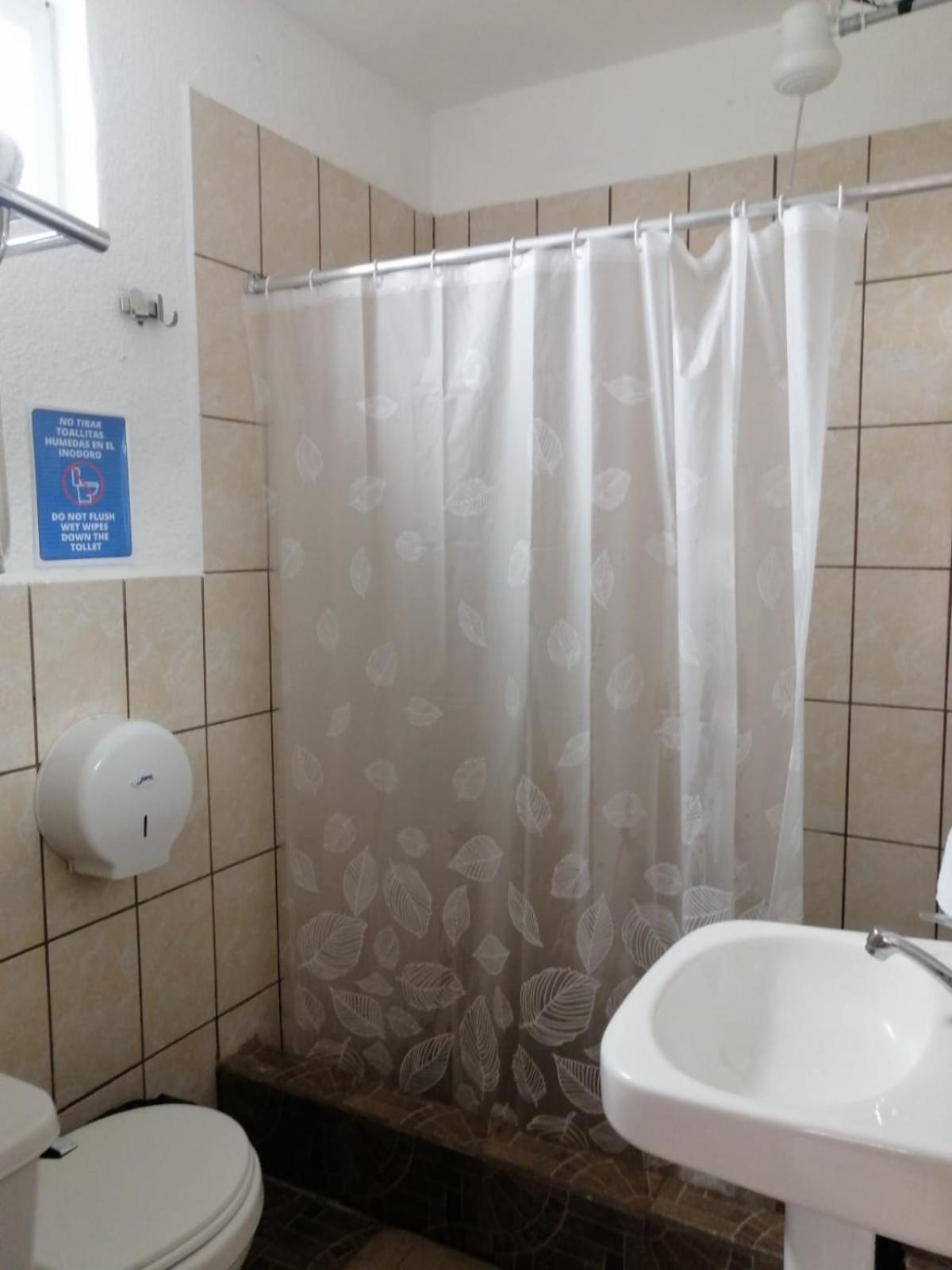 Global Airport Inn Free Shuttle Guatemala Exterior foto